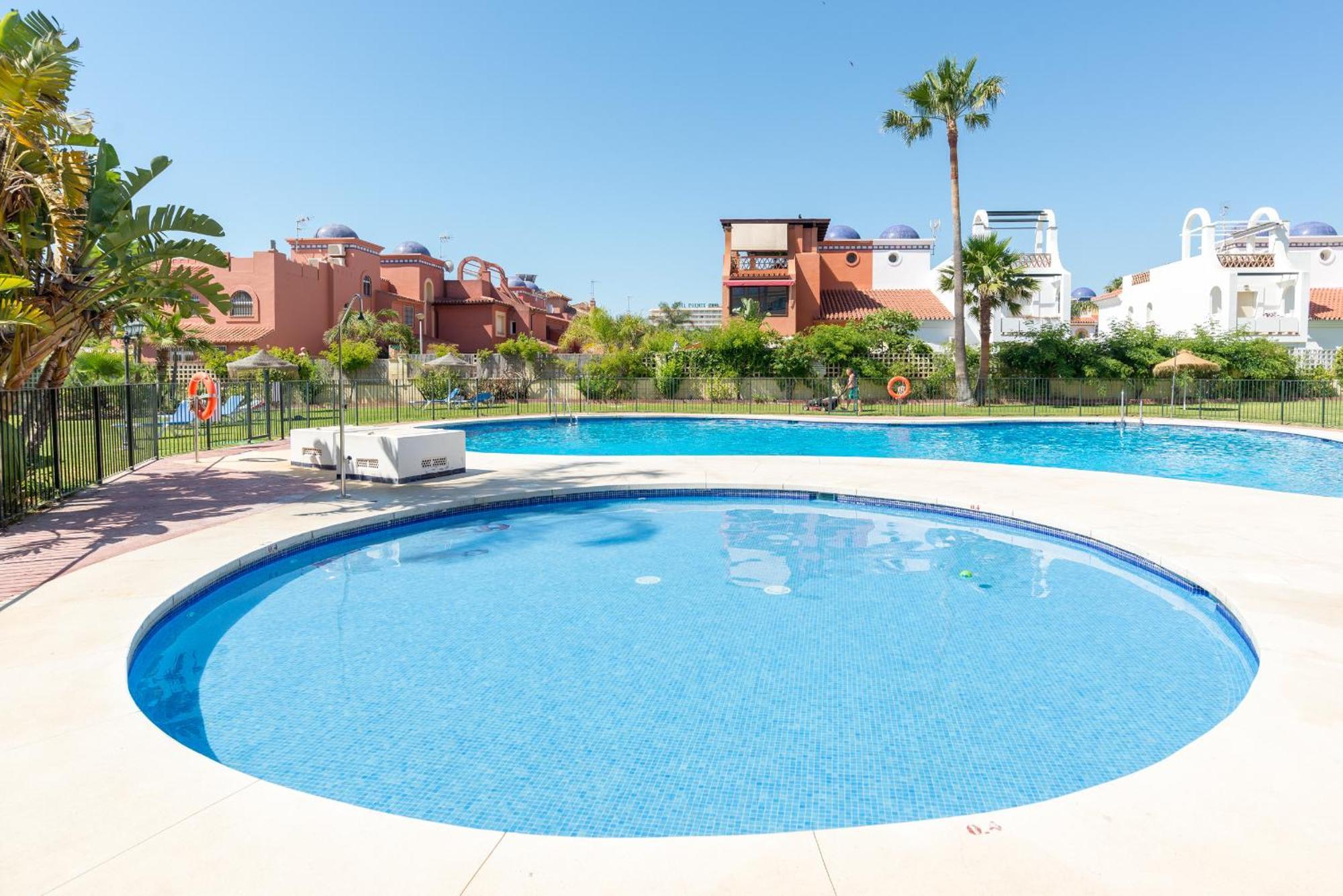 Lejlighed Boho Chic- Beachfront - Free Bikes - Salt Water Pool Torremolinos